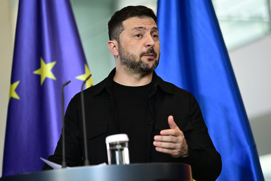 Der ukrainische Präsident Wolodymyr Selenskyj (47) betonte, dass der Weg zum Frieden nicht ohne die Beteiligung seines Landes bestimmt werden kann.
