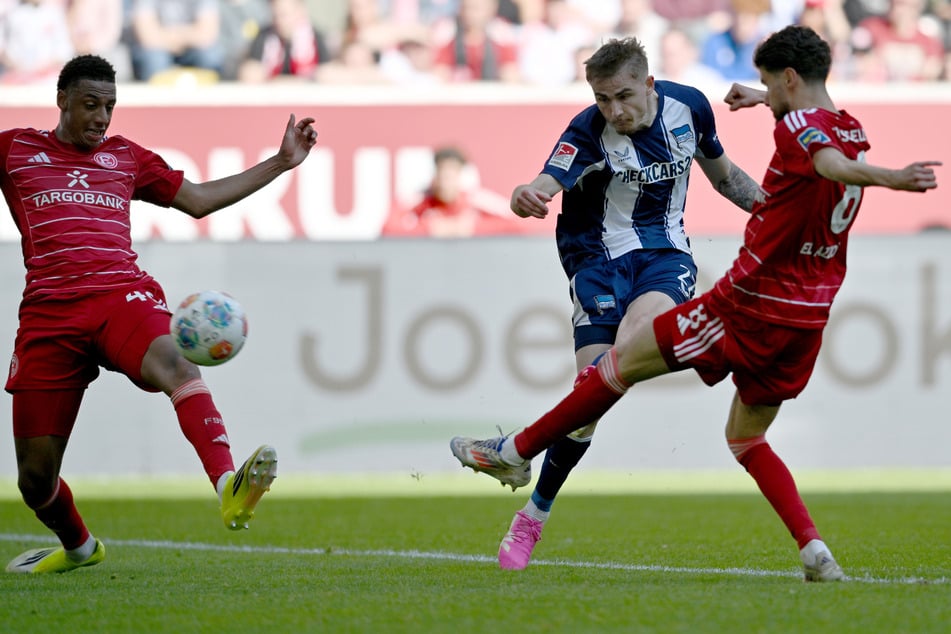Marten Winkler (23, M.) erzielt den schönsten Treffer des Tages.