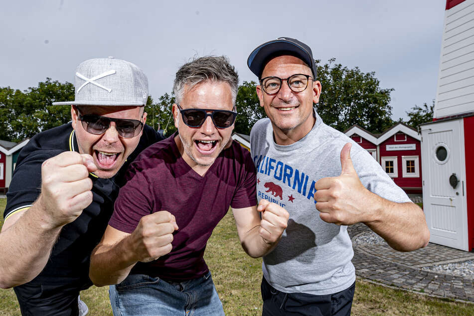 Die Hip-Hop-Band "Fettes Brot": König Boris (Boris Lauterbach, 48, v.l.n.r.), Dokter Renz (Martin Vandreier, 48) und Björn Beton (Björn Warns, 49).