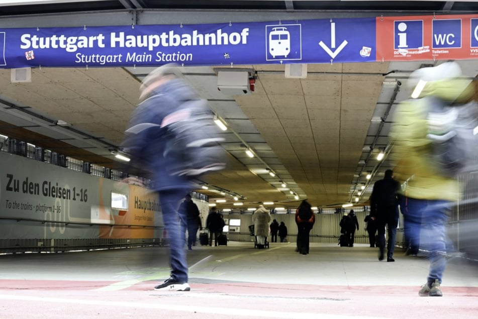 Die Fahrt dauert nun anstatt 40 Minuten anderthalb Stunden und sorgt damit für Unmut.