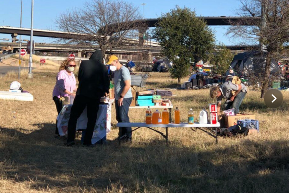 A beautiful day in the virtual neighborhood: Austin locals use social network to help the homeless