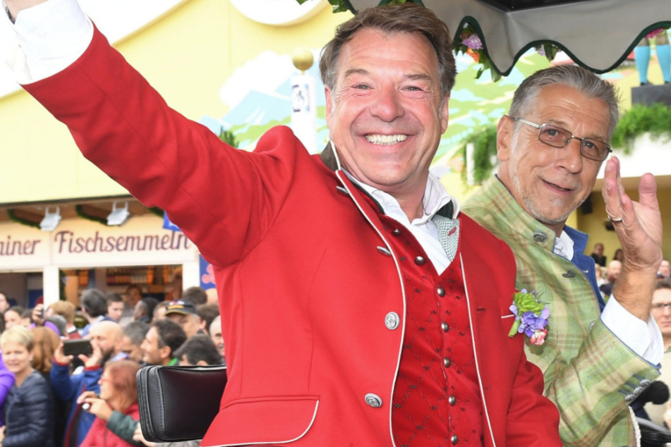 Patrick Lindner (59, l.) wünscht sich mehr Offenheit für Schlager auch bei Christopher Street Days. (Archivbild)
