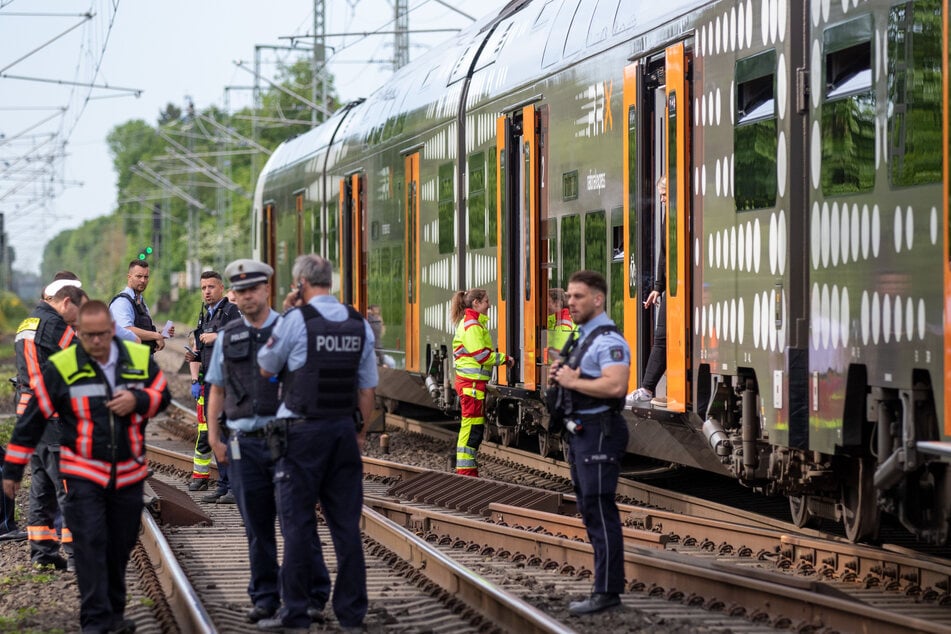 Nach Messer-Attacke im Zug: Täter in Psychiatrie eingewiesen, keine Hinweise auf Terror