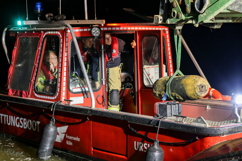 Evakuierung fällt aus: Blindgänger aus dem Zweiten Weltkrieg auf Schiff entschärft