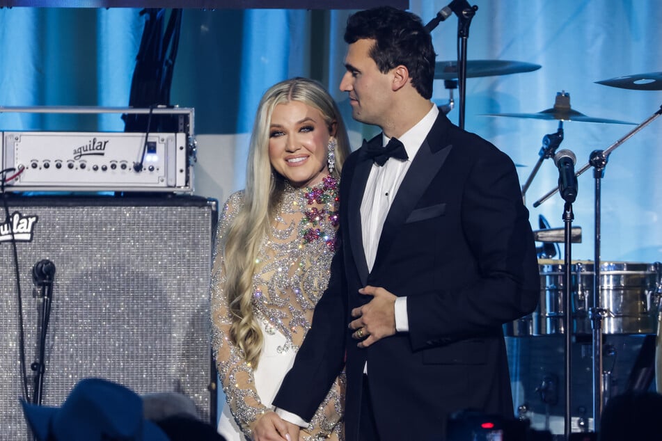 Erika (36) und Charlie Kirk (†31) waren seit 2021 verheiratet. Sie haben zwei gemeinsame Kinder (1 und 3).