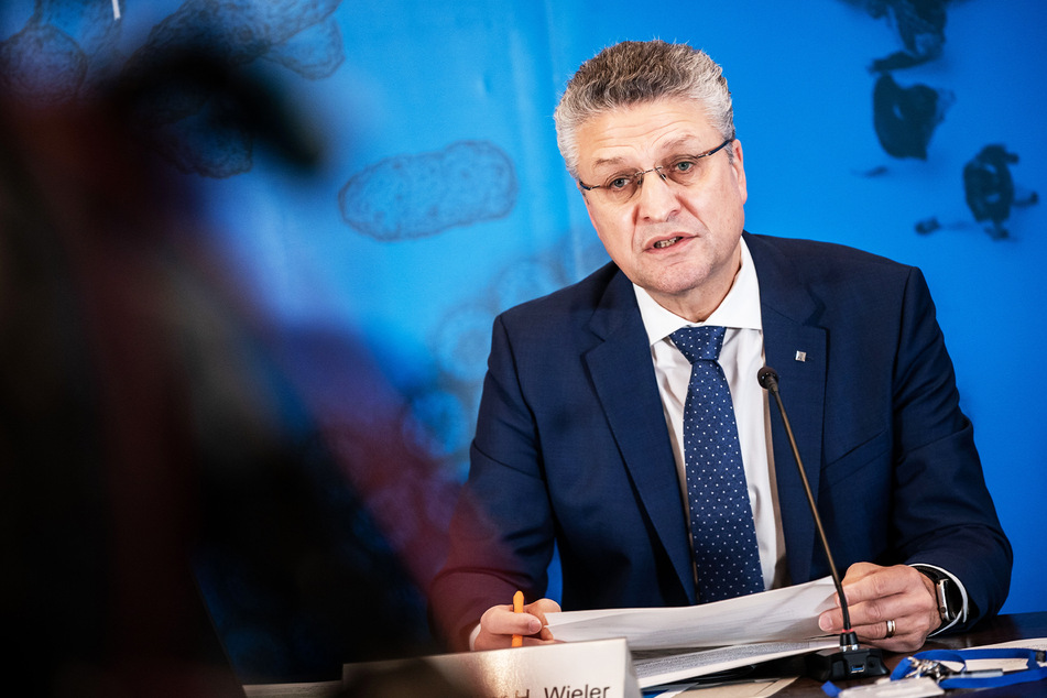 Lothar Wieler (59), Präsident des Robert Koch-Instituts (RKI), spricht bei einem Pressebriefing zur aktuellen Covid-19-Lage in Deutschland.