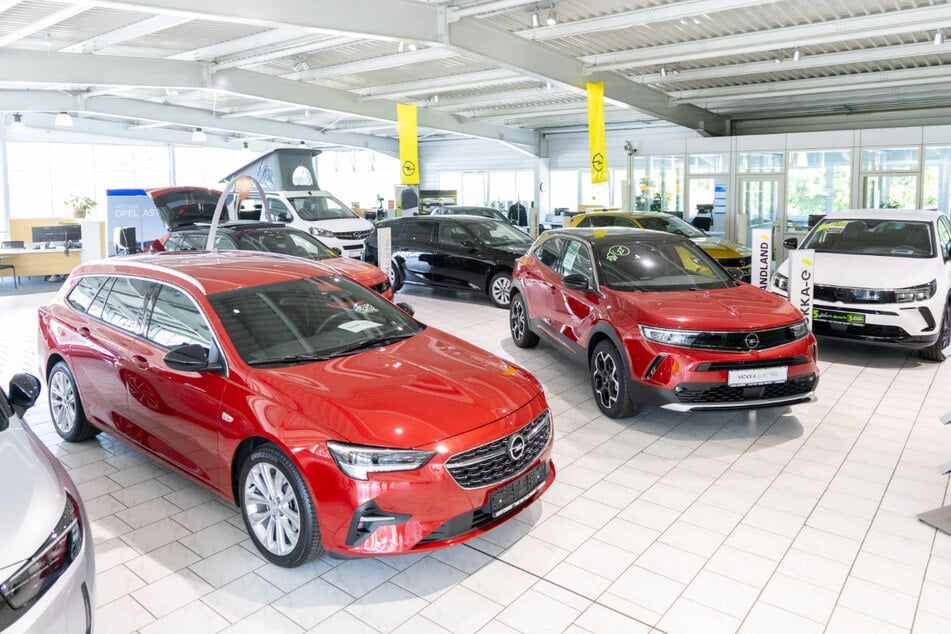 Wer einen Opel günstig kaufen oder leasen möchte, sollte beim Auto Center Chemnitz vorbeischauen.