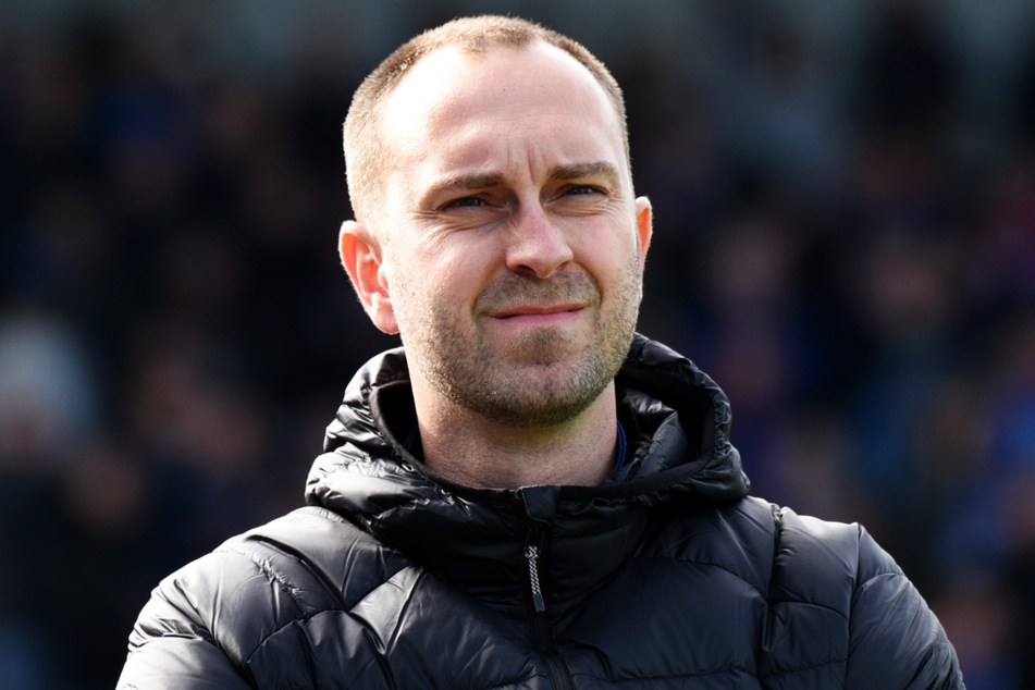 KSV-Trainer Ole Werner (33) steht mit seinem Team so langsam richtig unter Druck.