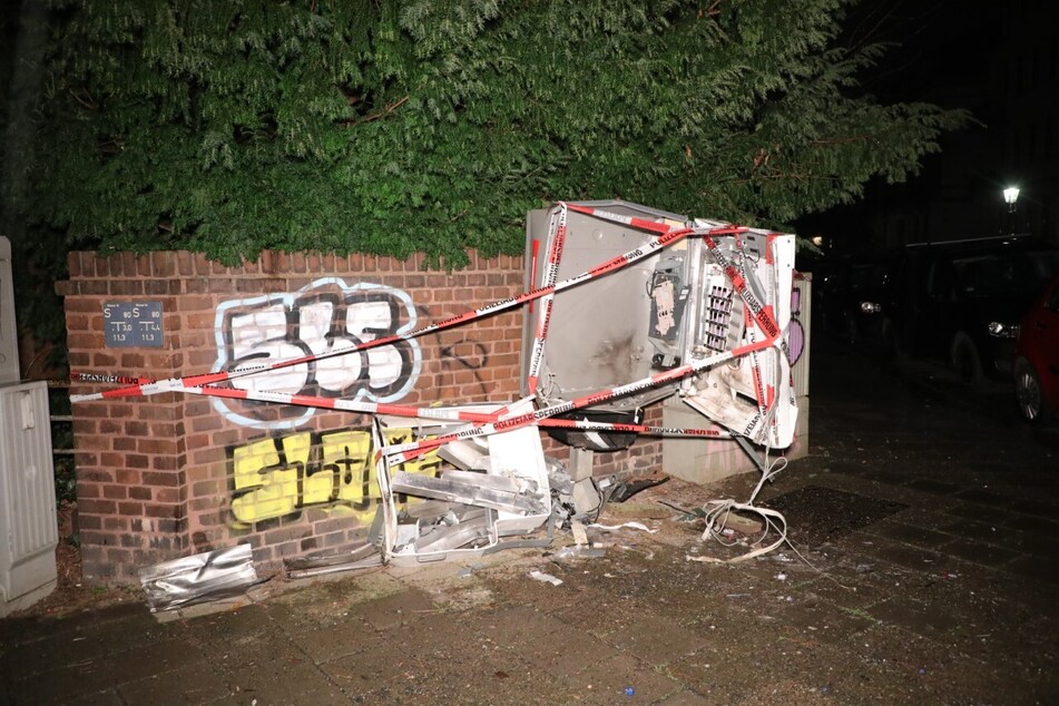 Im Dresdner Stadtteil Löbtau wurde in der vergangenen Nacht der nächste Zigarettenautomat gesprengt.
