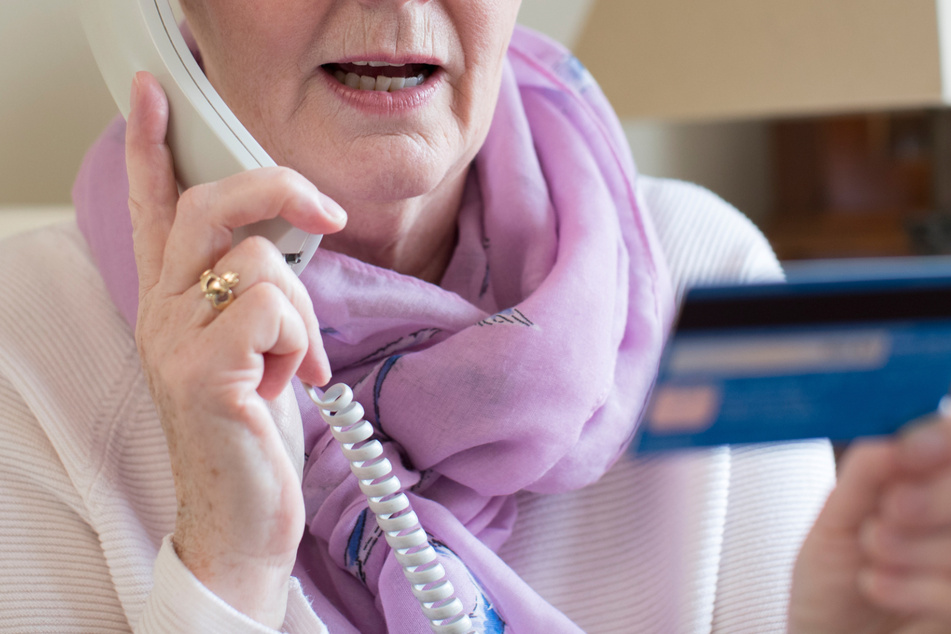 Dass sich Betrüger am Telefon für Polizisten ausgeben, ist keine Seltenheit mehr. (Symbolfoto)