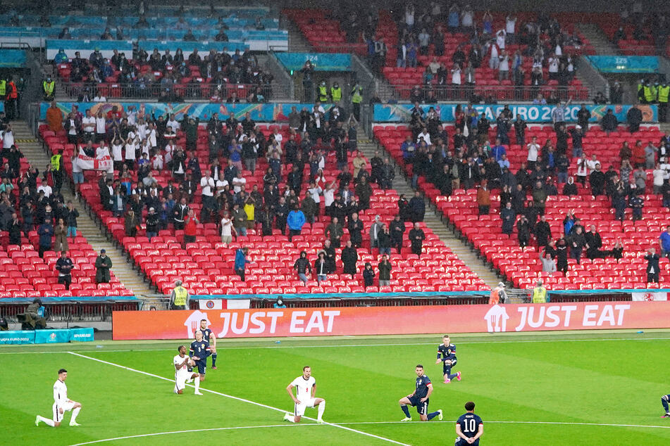 Masken waren im Wembley-Stadion in London bei dem Match von Schottland und England eher die Ausnahme.