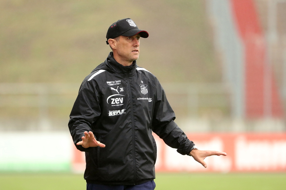 Joe Enochs (49) geht bereits in sein viertes Jahr beim FSV Zwickau. Diesmal will der US-Amerikaner den Klassenerhalt zeitiger klarmachen.