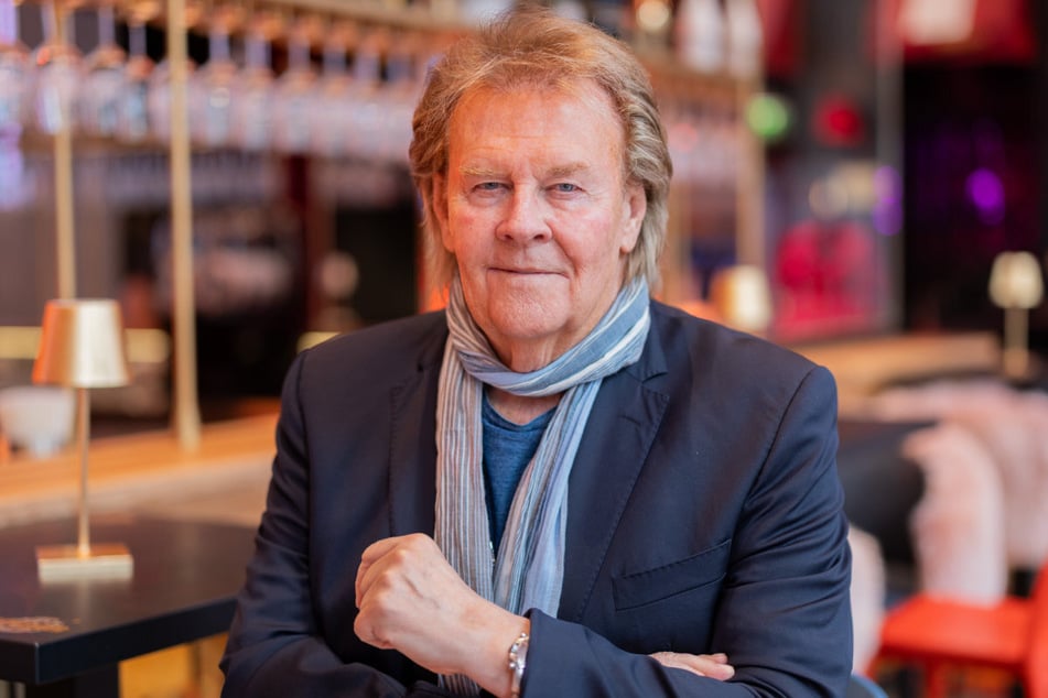 In seiner am Mittwoch erschienenen Autobiografie "Unerwartet" blickt der Entertainer auf sein Leben zurück.