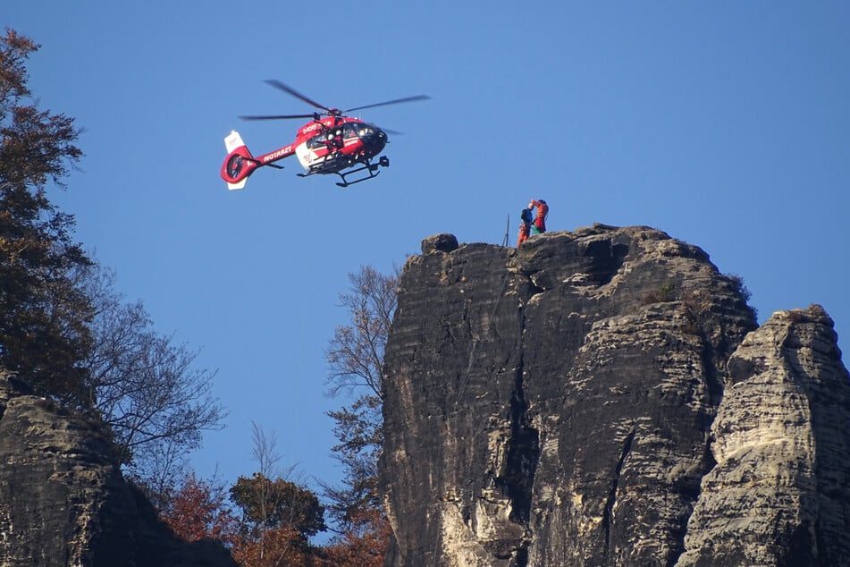 Die Bergwacht kam dem jungen Kletterer per Hubschrauber zu Hilfe.