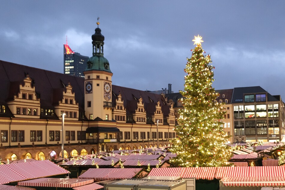 Mit dem Weihnachtsmarkt wird in der Messestadt die Adventszeit eingeläutet.