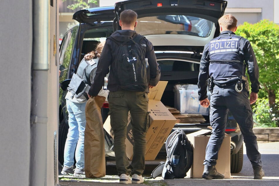 Großrazzia im Raum Stuttgart: Dealerbande nach Fund von Drogen-Plantage zerschlagen