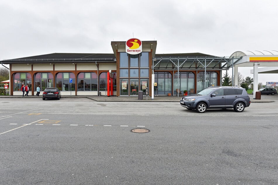 Kriminelle klauten an der Rastanlage "Oberlausitz Süd" über ein Dutzend Europaletten. (Archivbild)