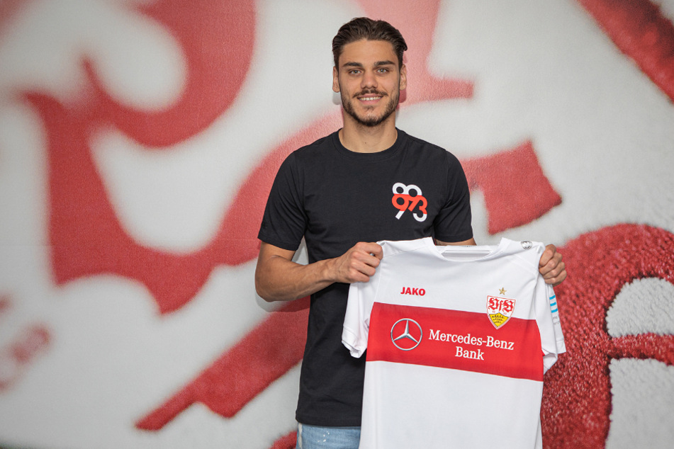 Konstantinos Mavropanos (22) wechselt für die kommende Saison auf Leihbasis vom FC Arsenal zum VfB Stuttgart.