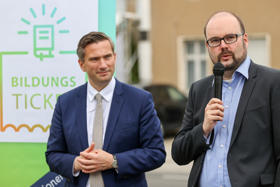 Stellten am Donnerstag das neue Bildungsticket vor: Kultusminister Christian Piwarz (45, CDU, r.) und Verkehrsminister Martin Dulig (47, SPD).