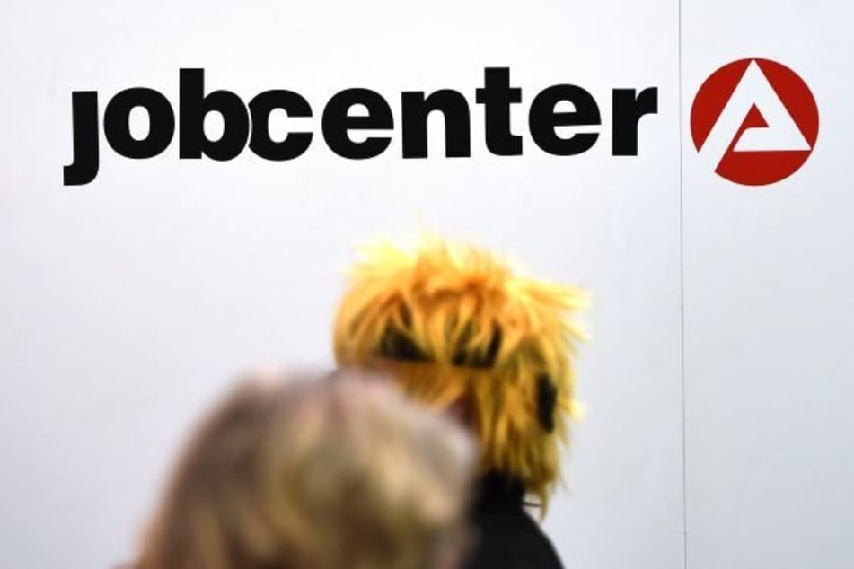 In den Jobcentern wird die Leistungsgewährung priorisiert.