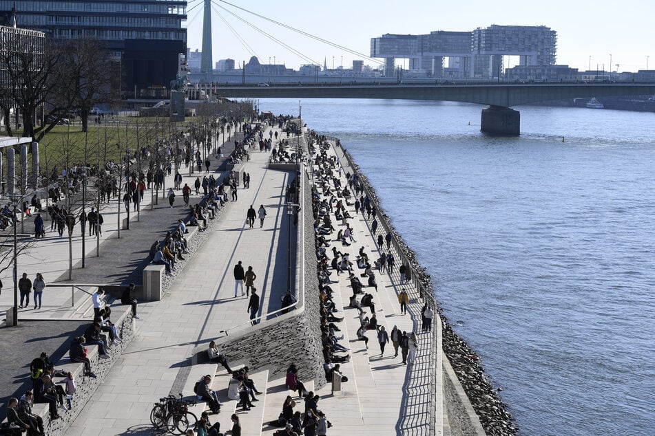 Am Sonntag rechnet der DWD verbreitet mit 25 bis 27 Grad und viel Sonnenschein.