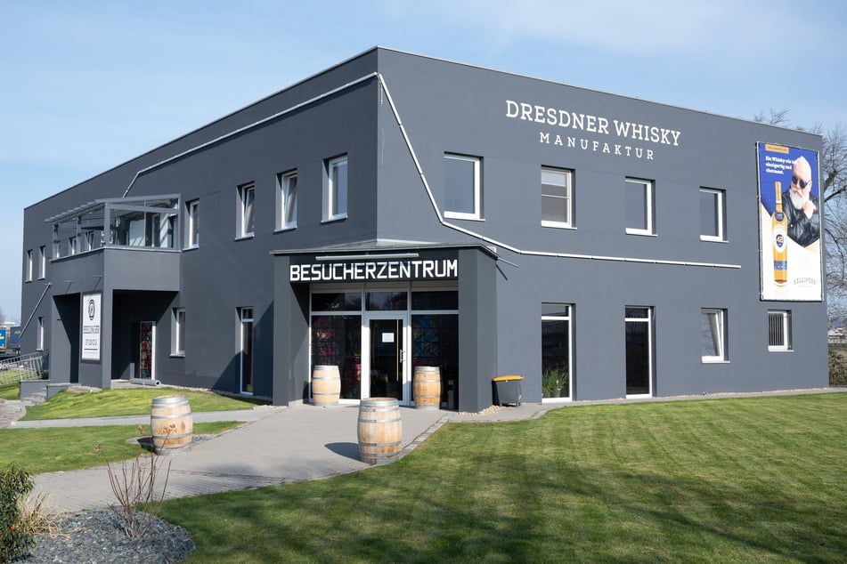 Die Dresdner Whisky Manufaktur samt Showroom im Alberthafen.