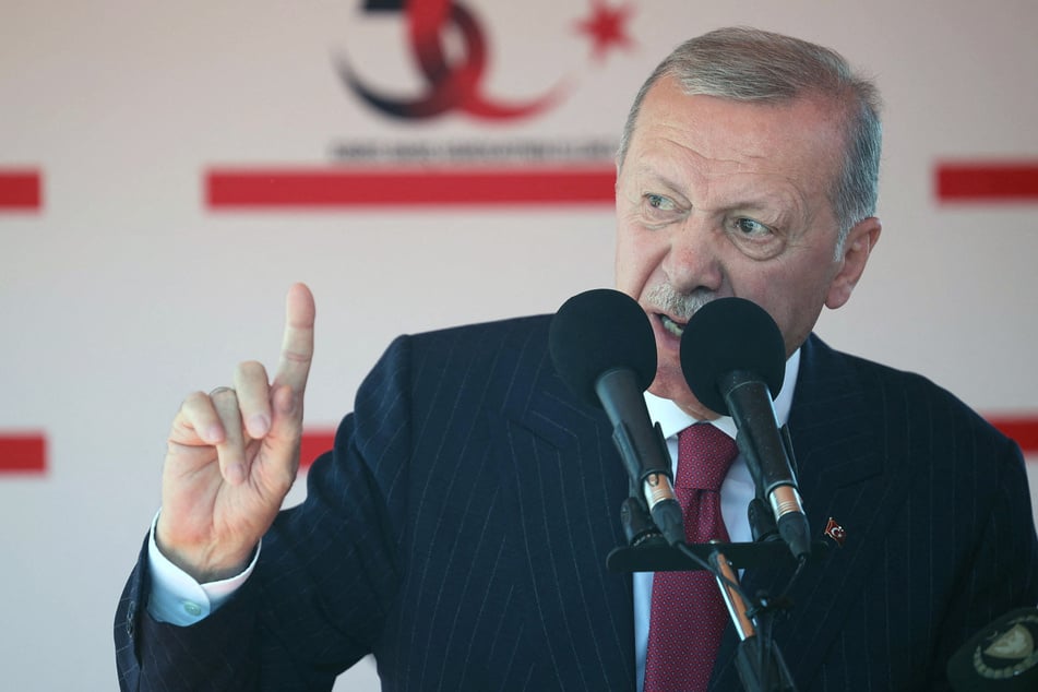 Turkey's President Erdoğan threatens Israel over war on Gaza: "We might do similar to them"