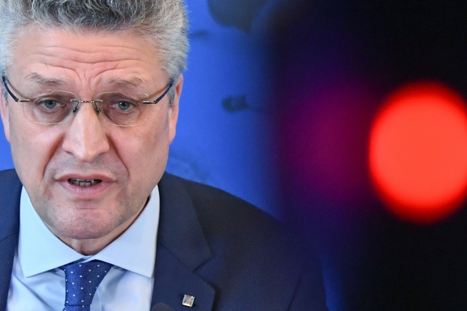 Lothar Wieler, Leiter des Robert-Koch-Instituts, äußert sich auf einer Pressekonferenz zu dem aktuellen Stand der Ausbreitung des Coronavirus und seiner Bekämpfung.
