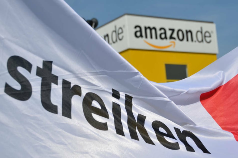 Bis Dienstagabend sollen die Streiks bei Amazon in Bad Hersfeld noch andauern (Symbolbild).