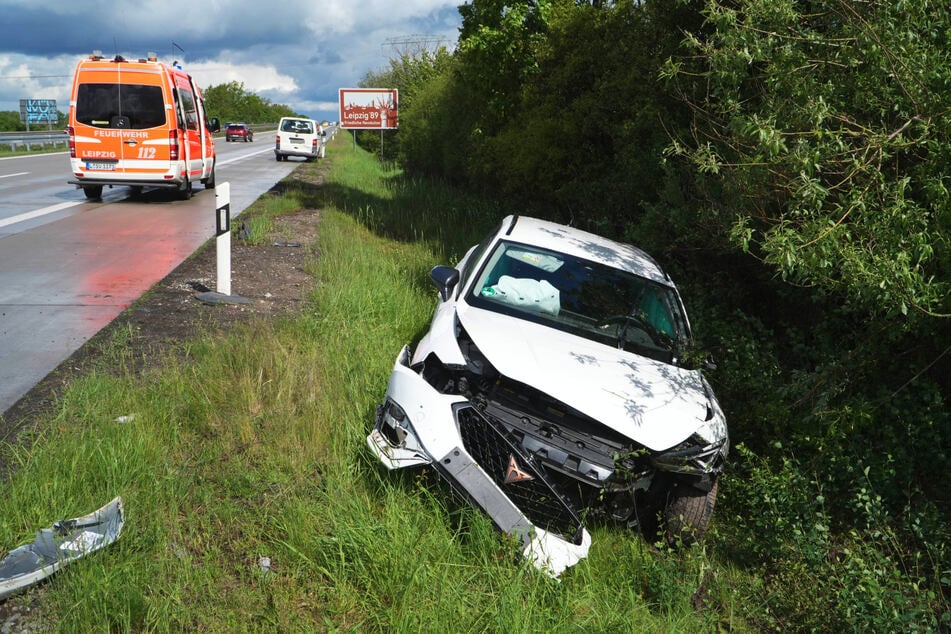 Am Donnerstagvormittag krachten zwei Autos aus bislang ungeklärter Ursache auf der A14 ineinander.