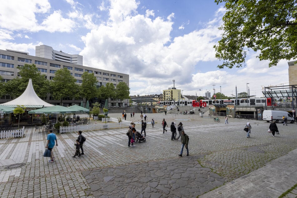 Im Juni 2024 wurde auf dem Wiener Platz eine permanente Waffenverbotszone eingerichtet. (Archivbild)