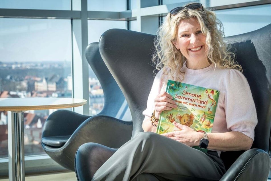 Mit "Mach mit, Mausi Maus!" veröffentlichte Simone Sommerland (49) Anfang des Jahres ihr erstes Kinderbuch. Wie die Musikerin nun TAG24 verriet, soll es definitiv nicht ihr einziges sein.