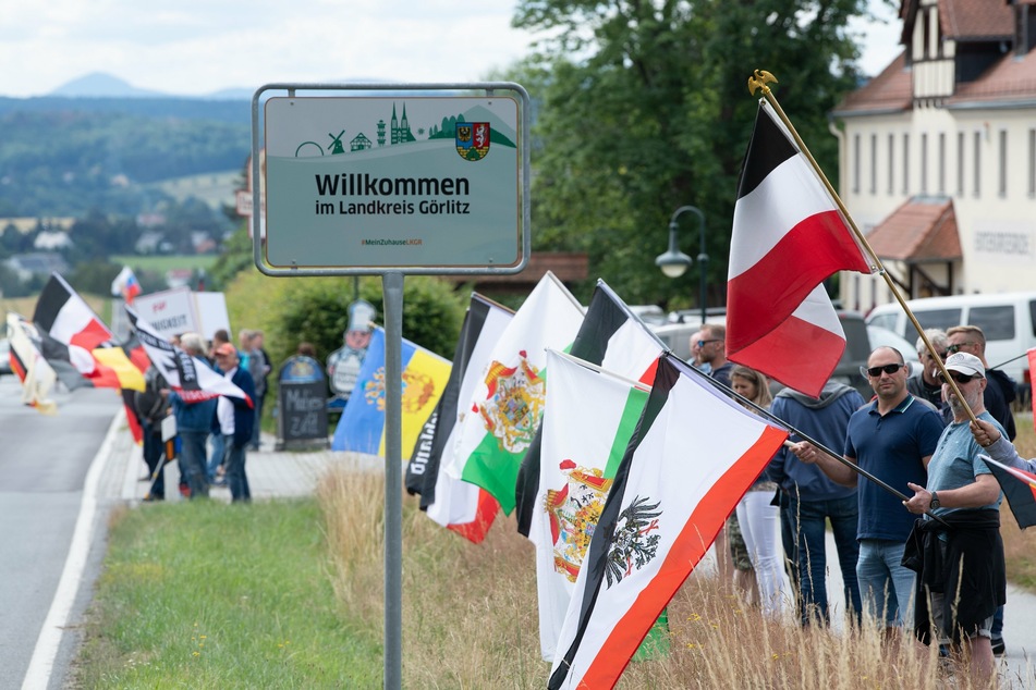 Die sogenannten B 96-Proteste richten sich unter anderem gegen die vermeintliche Überregulierung des Staates in Coronazeiten. (Archivbild)