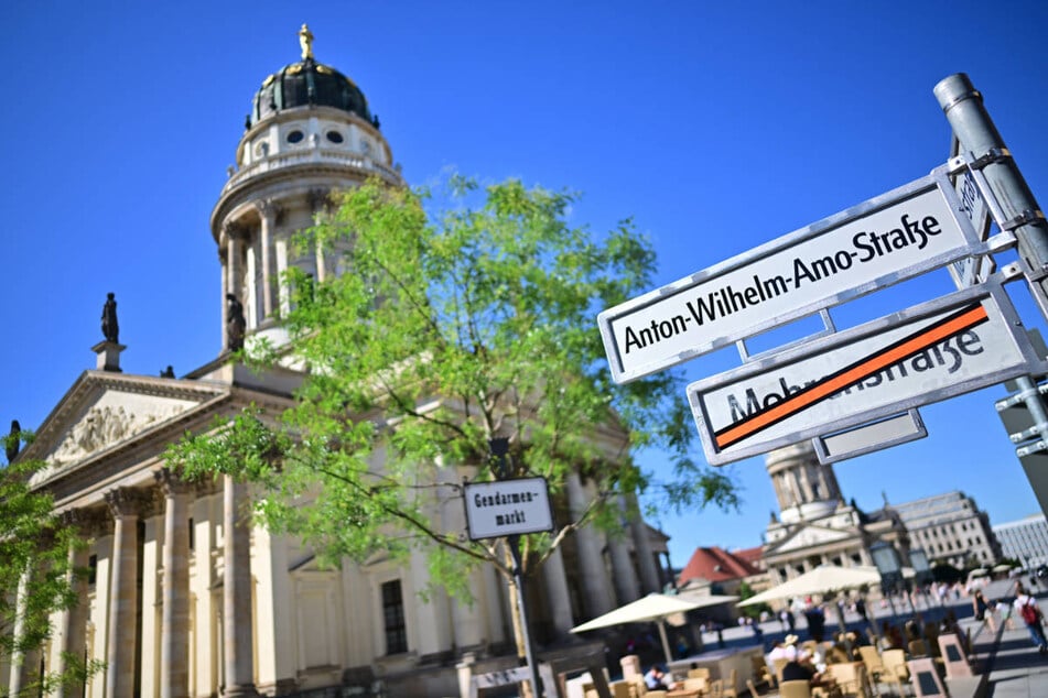 Die Straße am Gendarmenmarkt soll am Samstag feierlich umbenannt werden.