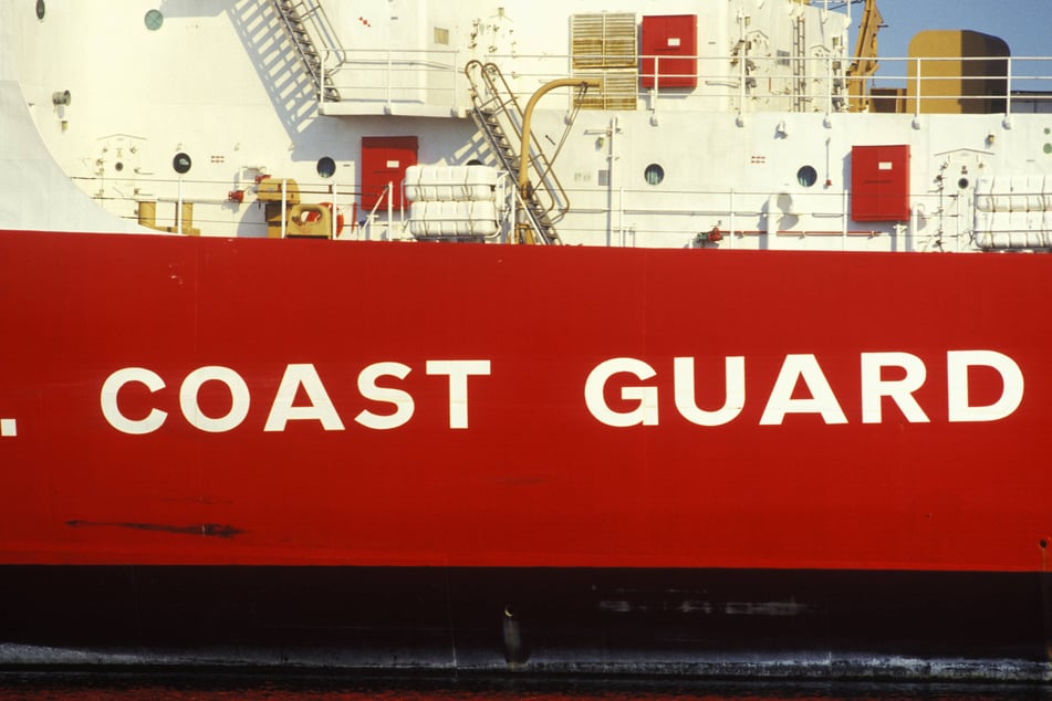 The US Coast Guard has rescued 11 Bahamians who managed to survive after their small plane crashed off the coast of Florida.