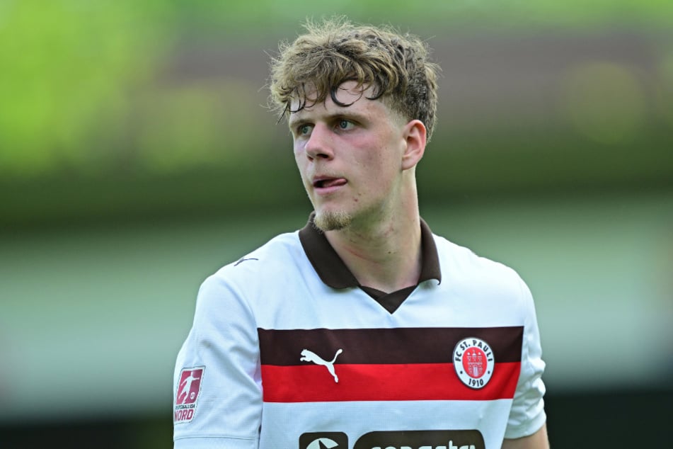 St.-Pauli-Talent Calvin Rahr (18) wird in der kommenden Saison für den HSV auflaufen.