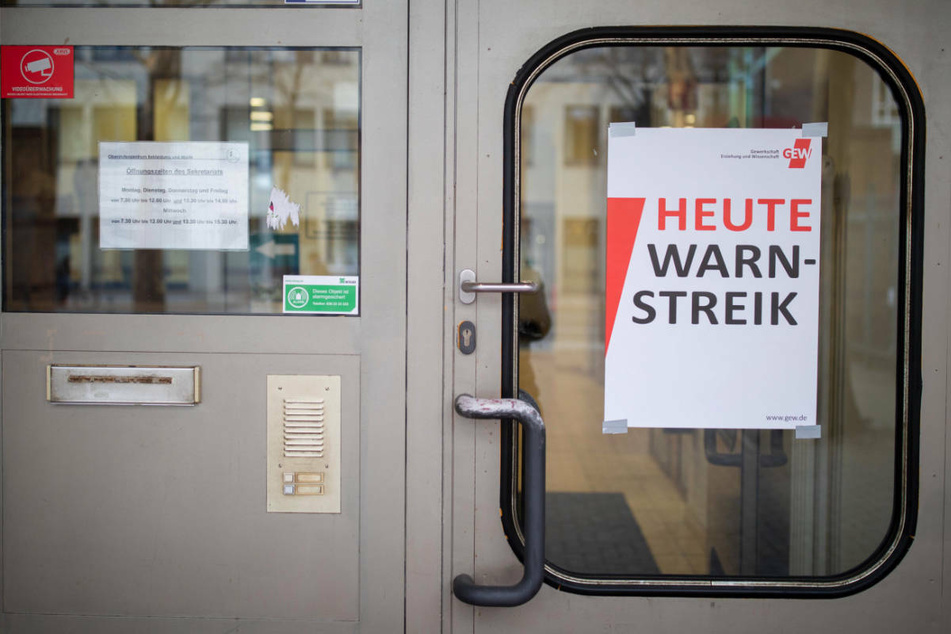 Die Gewerkschaft Erziehung und Wissenschaft setzt sich für einen Tarifvertrag ein, der eine Verkleinerung der Schulklassen beinhaltet. Zu diesem Zweck werden die Berliner Lehrkräfte zu einem ganztägigen Warnstreik am 7. April aufgerufen. (Archivfoto)