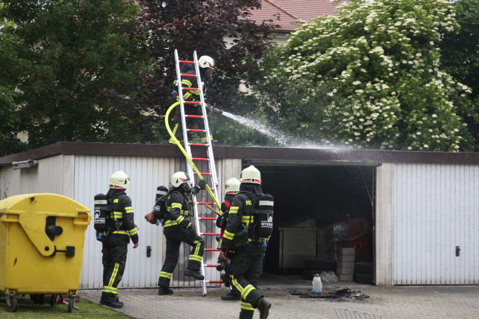 Die Kameraden konnten sämtliche Flammen löschen.