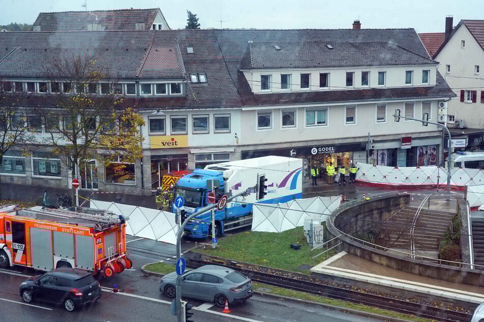 Am Montagmorgen starb eine Frau infolge eines Unfalls an der Epplestraße.