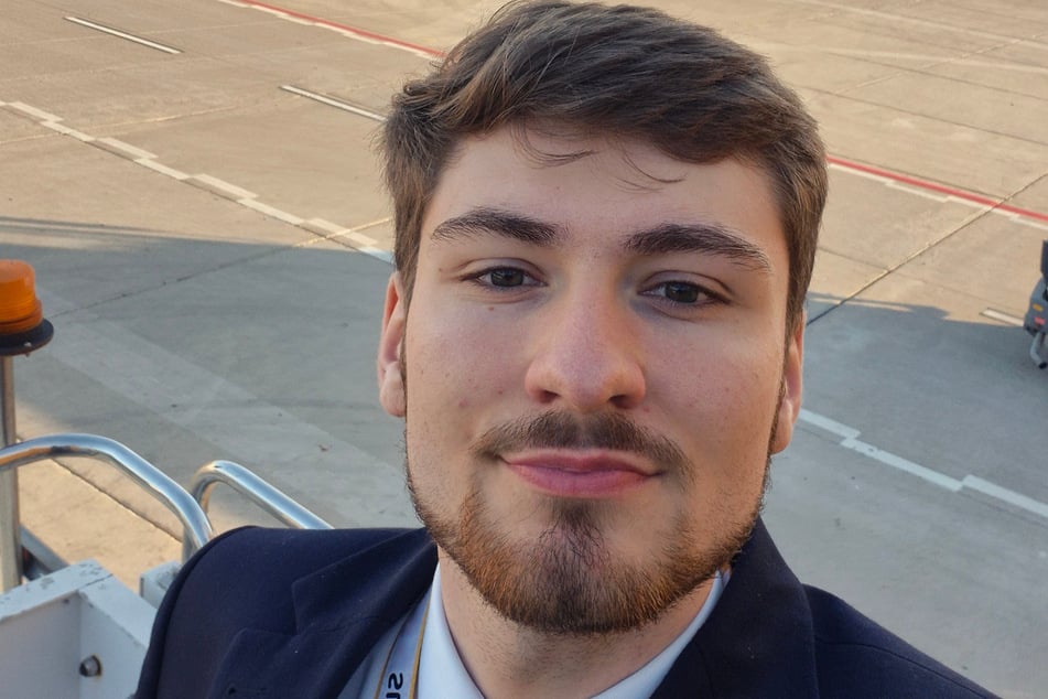 Mieszko Stefanski (20) feiert Weihnachten über den Wolken.