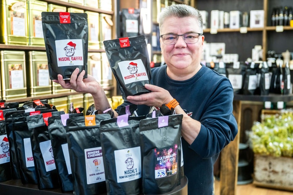 Bei Ines Schlenzig im Café &amp; Tee Contor gibt es "Nischl Gaffee".