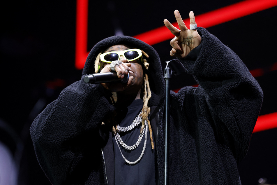 Lil Wayne (41) soll 2021 seinen eigenen Bodyguard angegriffen haben und muss sich nun dafür vor Gericht verantworten.