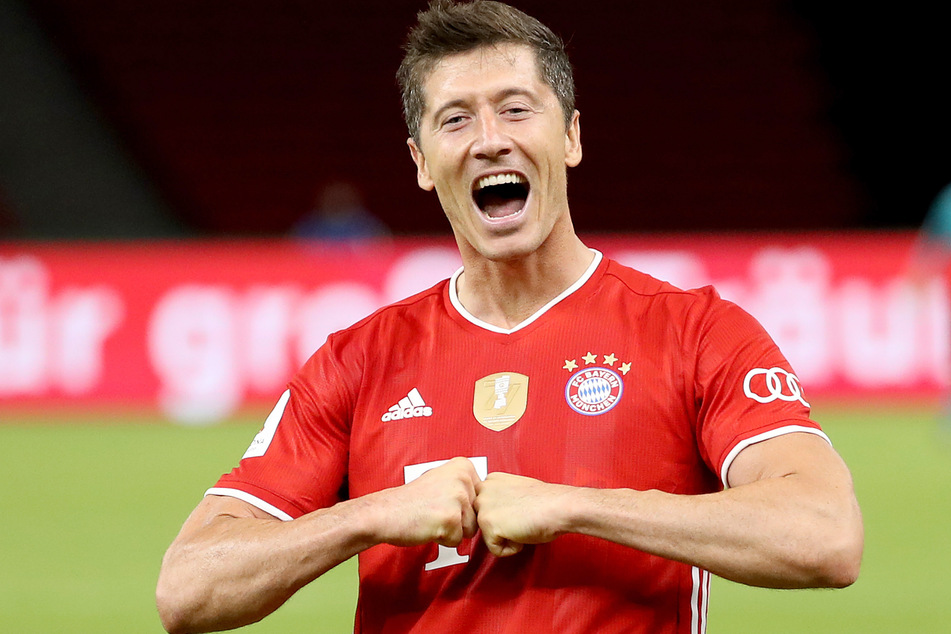 Robert Lewandowski (31) will mit dem FC Bayern München nach Meisterschaft und dem Triumph im DFB-Pokal das Triple.