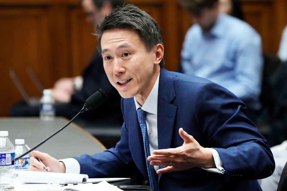 TikTok-Chef Shou Zi Chew (40) musste im US-Kongress die Fragen der Abgeordneten zu seiner App beantworten.