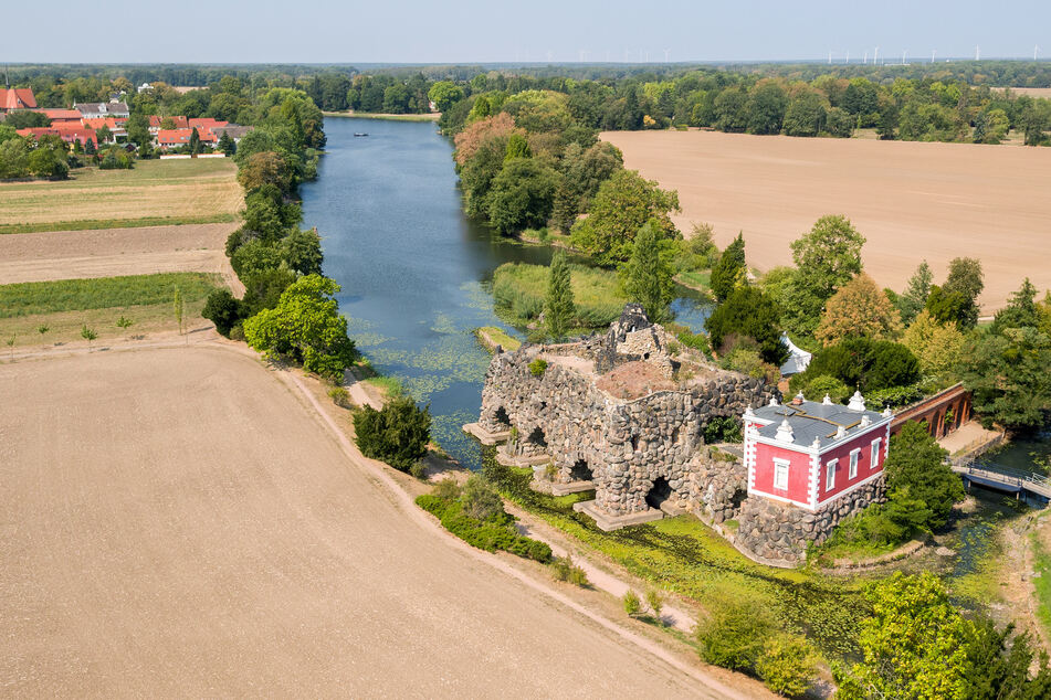 Die Villa Hamilton und die Insel Stein im Gartenreich Dessau-Wörlitz wurden restauriert.