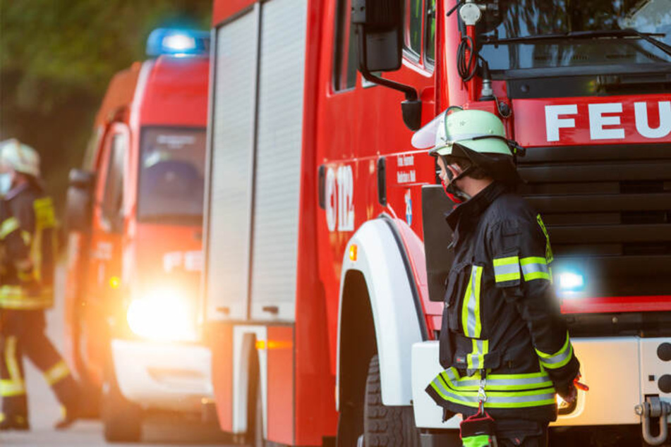 Feuer in NRW-Gesamtschule: Verdacht auf Brandstiftung, Zeugen gesucht