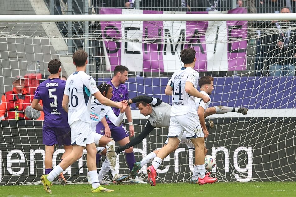 Hoffenheim trifft zum 0:4.