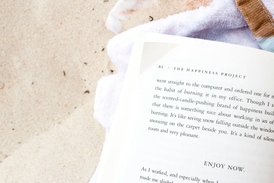 Memorial Day 2024: Hottest beach reads to kick off the summer season