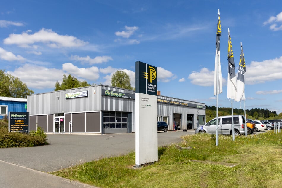 Autolackservice Grünert in Rodewisch erweitert strategisch mehrere Fachbereiche.