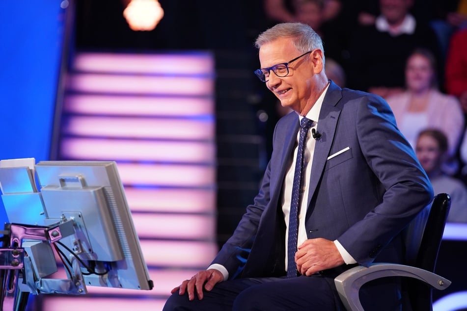 Wer wird Millionär: "Sie hatten wenig an": Günther Jauch erkennt nackte "WWM"-Kandidatin